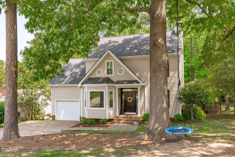 120 Avent Pines Ln, Holly Springs, NC 27540