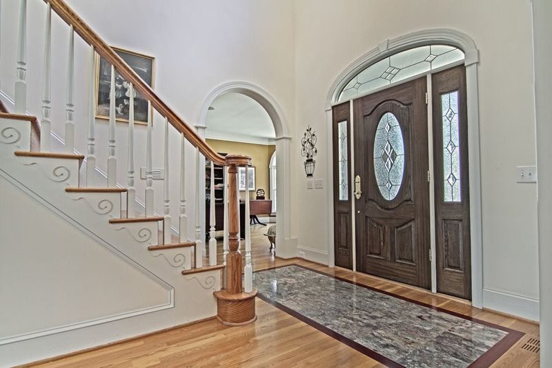 120 Bayleaf Dr, Raleigh, NC 27615