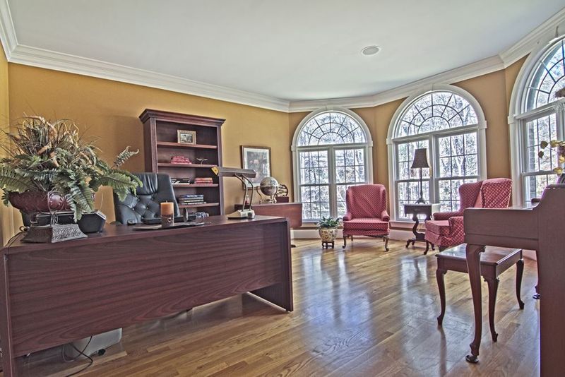 120 Bayleaf Dr, Raleigh, NC 27615