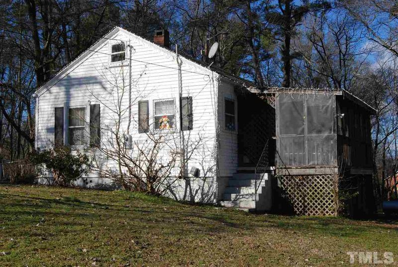 120 N Benjamine St, Durham, NC 27703