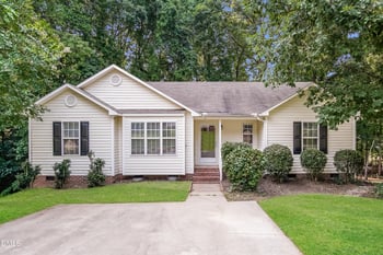 120 Biltmore Dr, Clayton, NC 27520