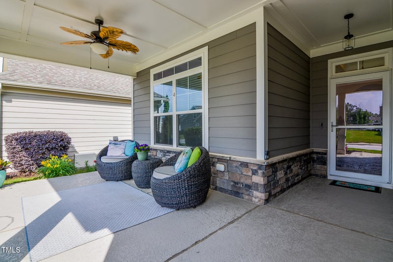120 Bramble Ln, Clayton, NC 27527