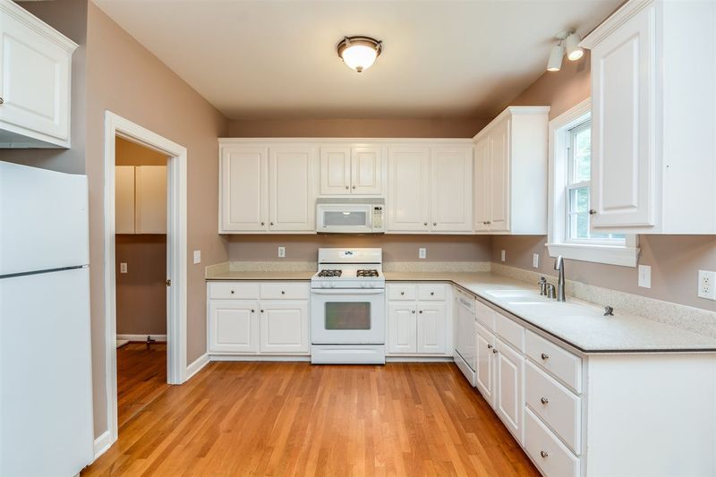 120 Brampton Cir, Clayton, NC 27527