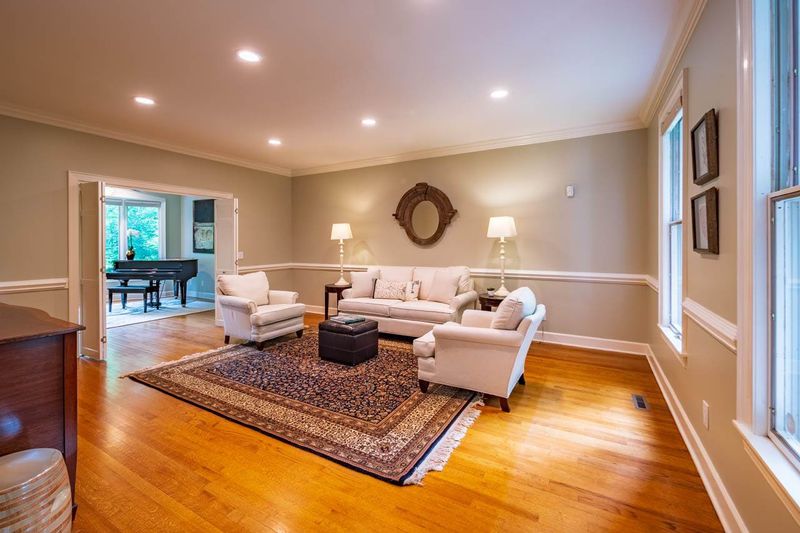 120 Breckenridge Pl, Chapel Hill, NC 27514