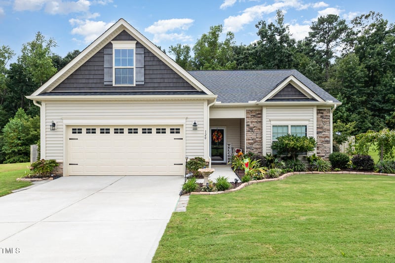 120 Brickhouse Ln, Fuquay Varina, NC 27526