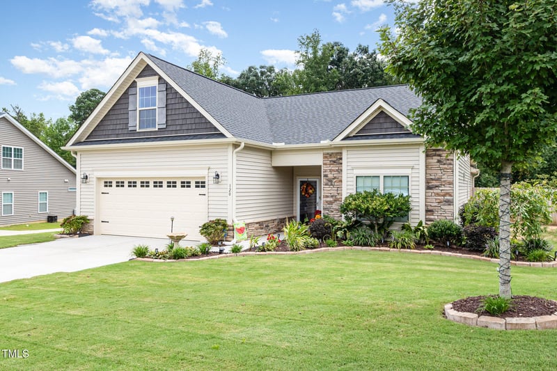 120 Brickhouse Ln, Fuquay Varina, NC 27526