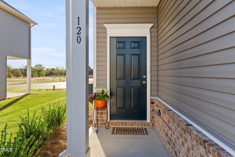 120 Bruce Dr, Dunn, NC 28334