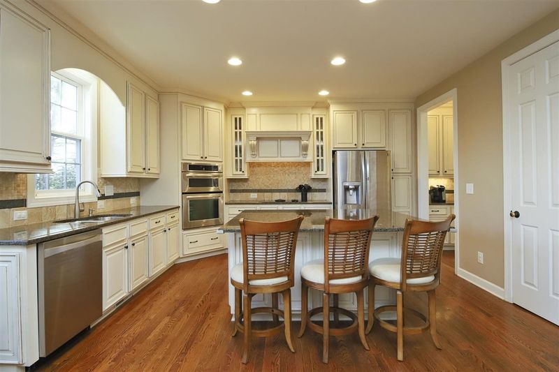 120 Bryce Meadow Dr, Holly Springs, NC 27540