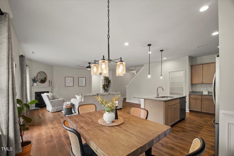120 Bushel Basket Dr, Benson, NC 27504