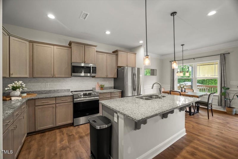 120 Bushel Basket Dr, Benson, NC 27504