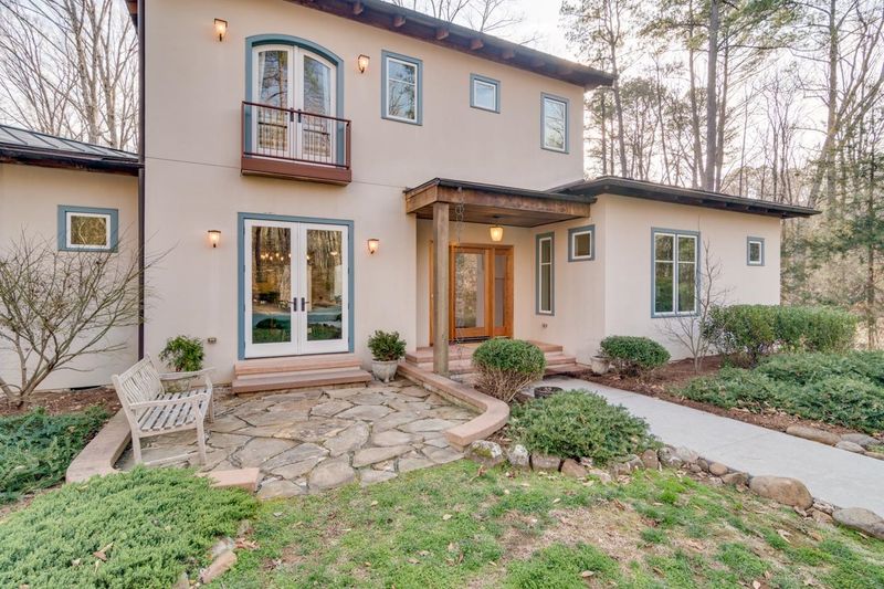 120 Bywater Way, Chapel Hill, NC 27516