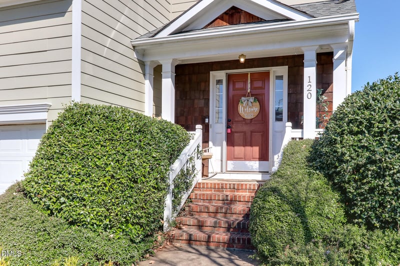 120 Carolina Town Ln, Holly Springs, NC 27540