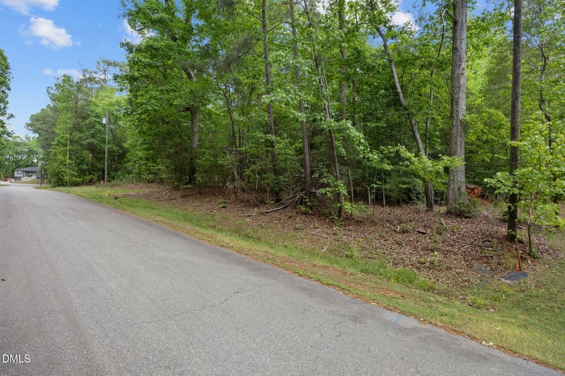 120 Chanute Cir, Louisburg, NC 27549