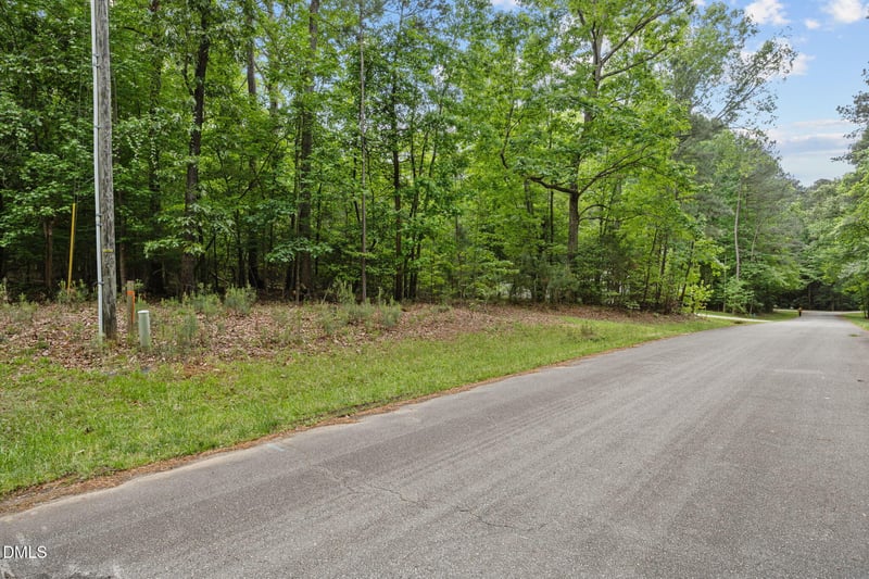 120 Chanute Cir, Louisburg, NC 27549