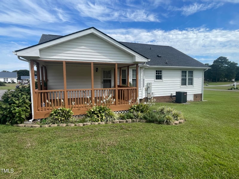 120 Crystal Pl, Benson, NC 27504