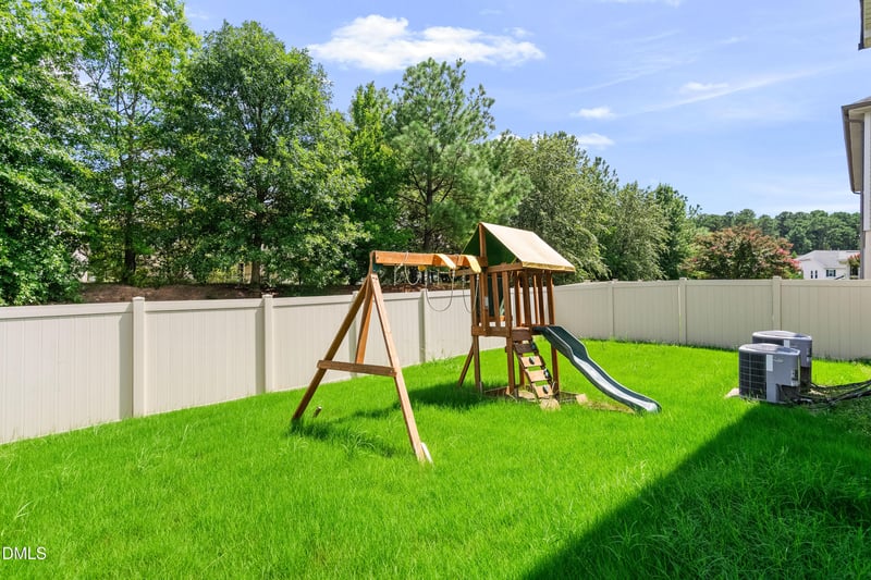 120 Daneborg Rd, Durham, NC 27703