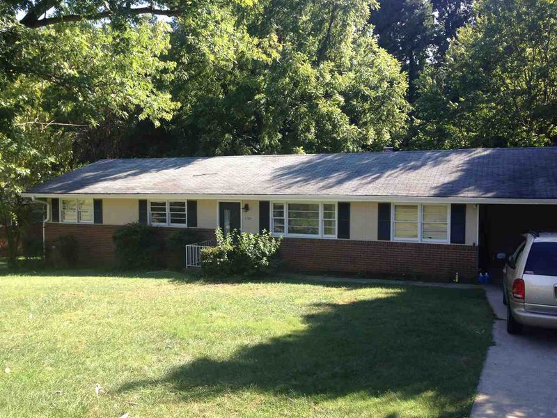 120 Dartmouth Dr, Raleigh, NC 27609