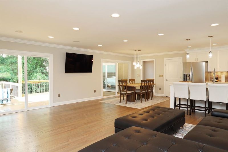 120 Dartmouth Rd, Raleigh, NC 27609