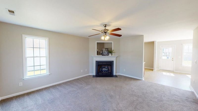 120 Deebeau Ln, Selma, NC 27576