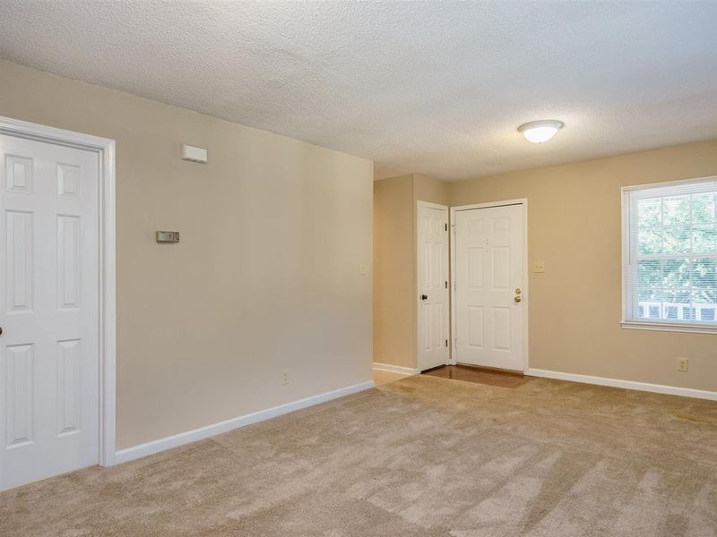 120 Drummond Pl #120, Cary, NC 27511