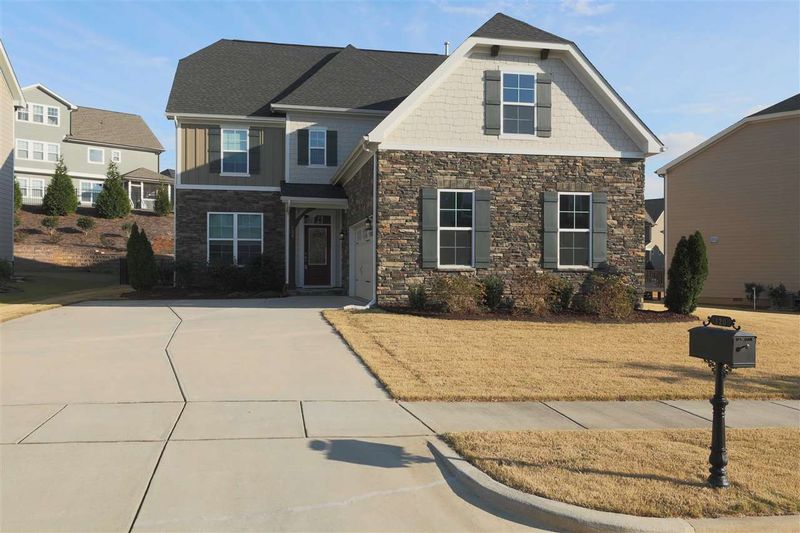 120 Edgegrove Ln, Holly Springs, NC 27540
