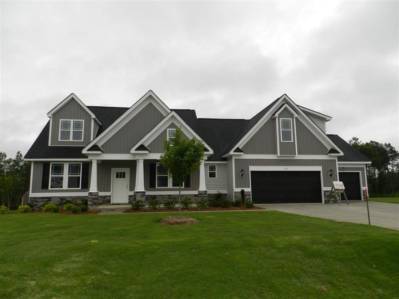120 Elvenia Cir, Benson, NC 27504