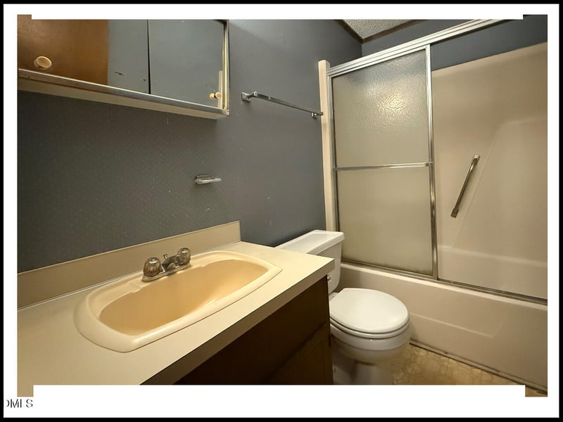 120 Forsyth Dr, Chapel Hill, NC 27517