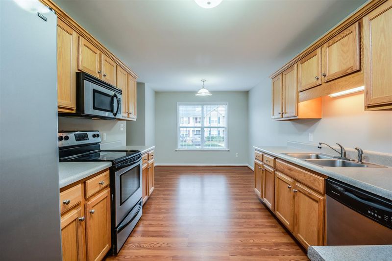 120 Gatwick Ct #120, Clayton, NC 27520