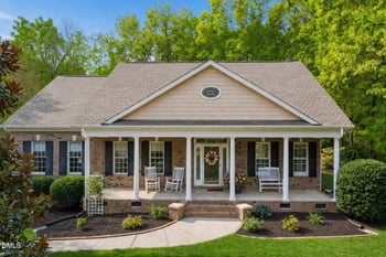 120 Georgetown Woods Dr, Youngsville, NC 27596