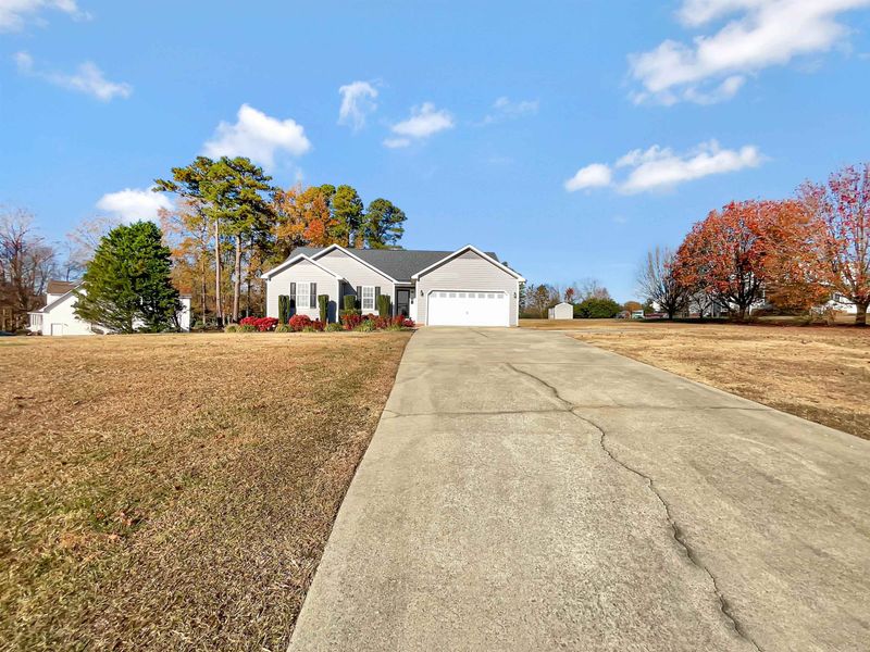 120 Glasgow Dr, Clayton, NC 27520