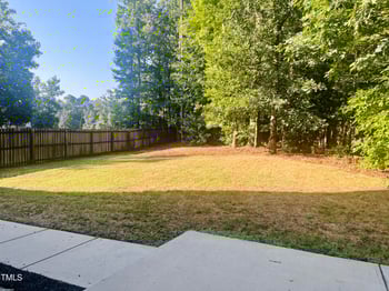 120 Glen Oaks Dr, Youngsville, NC 27596