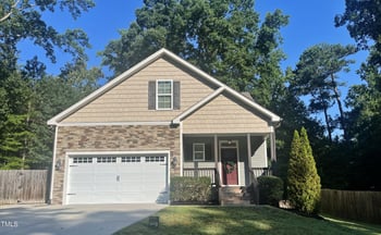 120 Glen Oaks Dr, Youngsville, NC 27596