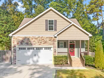120 Glen Oaks Dr, Youngsville, NC 27596