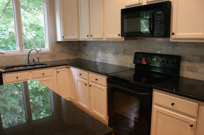 120 Hamlet Grove Rd, Pittsboro, NC 27312