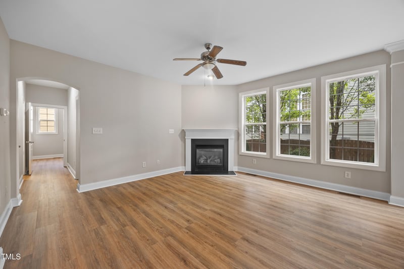 120 Hatchet Creek Ct, Morrisville, NC 27560