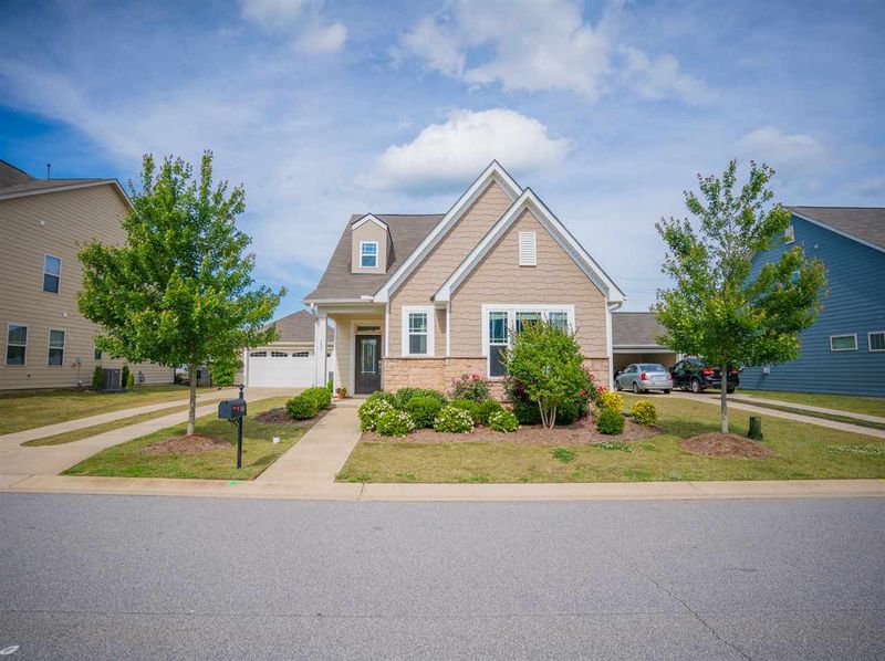 120 Heathwood Dr, Clayton, NC 27527