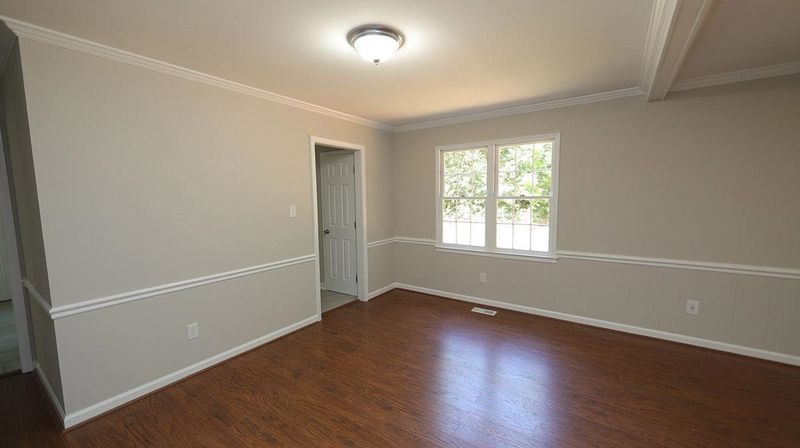 120 Heidinger Dr, Cary, NC 27511