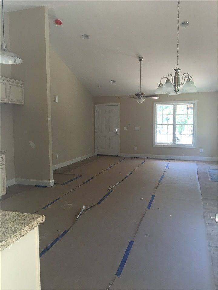 120 Hillcrest Cir, Clayton, NC 27520