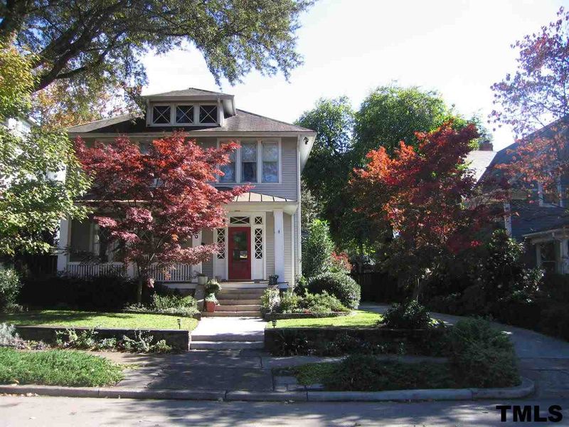 120 Hillcrest Rd, Raleigh, NC 27605