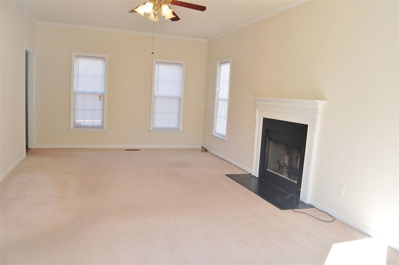 120 Hollow Ct, Garner, NC 27529