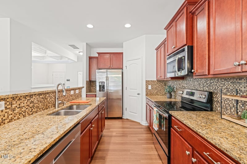 120 Holly Berry Ln, Durham, NC 27703