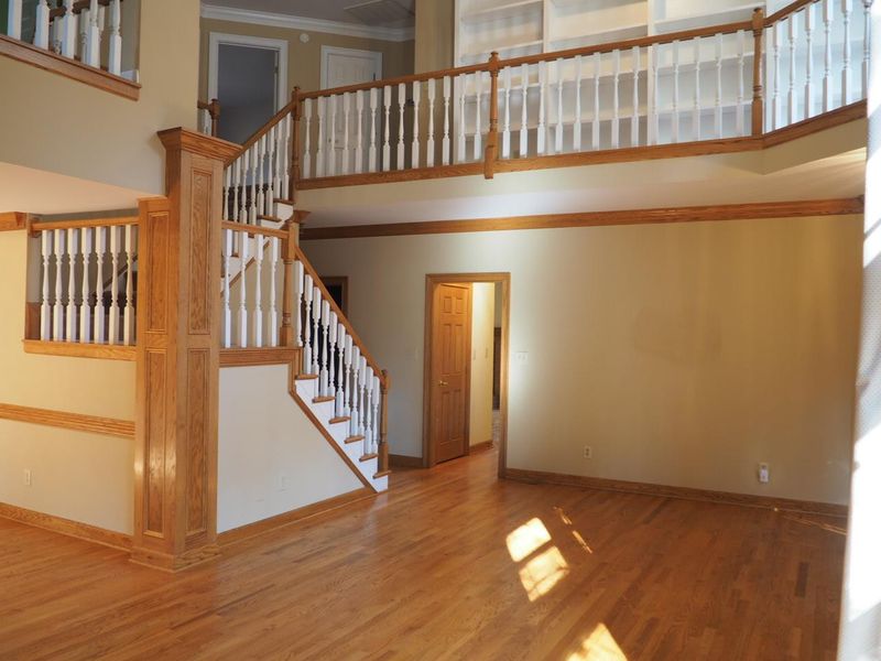 120 Ironwoods Dr, Chapel Hill, NC 27516