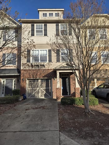 120 Linden Park Ln, Cary, NC 27519