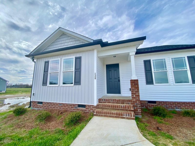 120 Mamie Rd, Benson, NC 27504