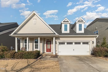 120 Martingale Dr, Holly Springs, NC 27540