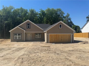 120 Mcneill St, Hope Mills, NC 28314