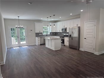 120 Mcneill St, Hope Mills, NC 28314