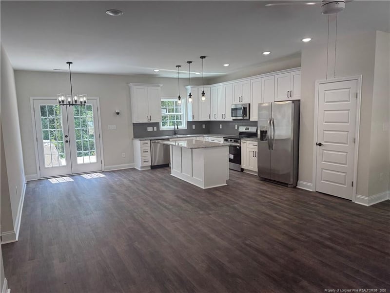 120 Mcneill St, Hope Mills, NC 28314