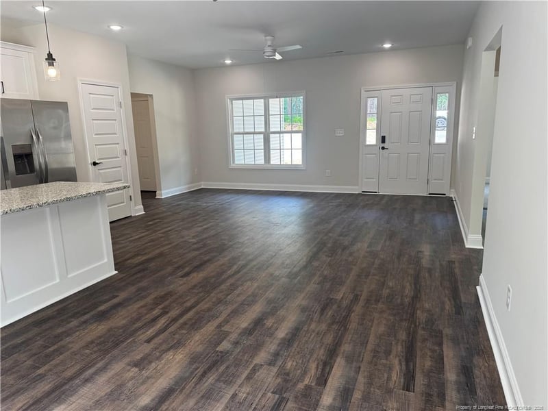 120 Mcneill St, Hope Mills, NC 28314