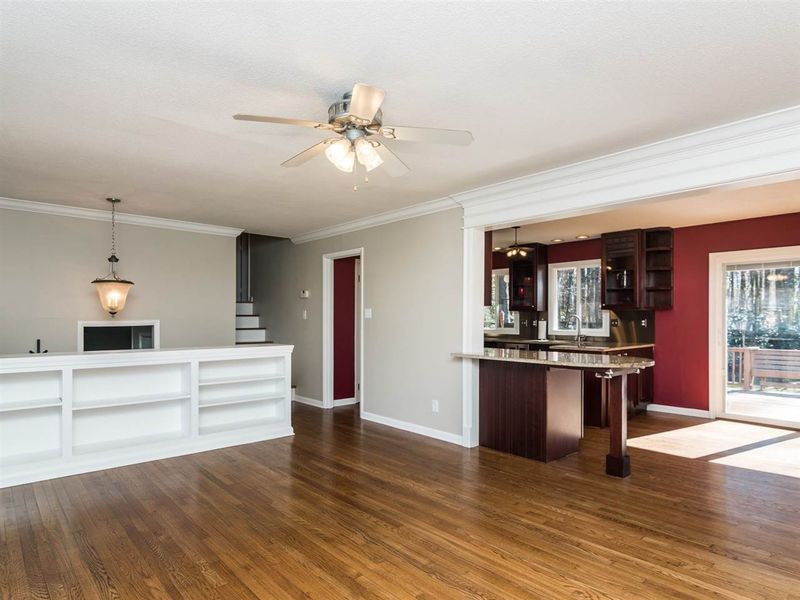 120 Meadow Dr, Cary, NC 27511